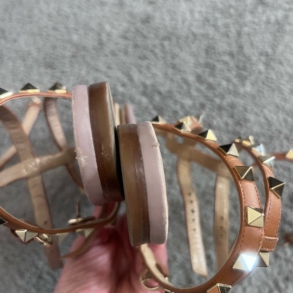 Valentino rockstud brown leather sandals - Picture 5 of 5